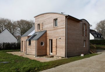 MATERIAUX NATURELS ET HABITAT SAIN POUR UNE MAISON RT 2012 à Riec sur bélon, par a.typique Patrice BIDEAU architecte DPLG