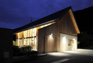 Transformation d’une grange en habitation, par MAISONNET PATRICK ARCHITECTE