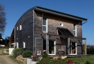 UNE MAISON BIOCLIMATIQUE AU COEUR DU PAYS DE VANNES, par a.typique Patrice BIDEAU architecte DPLG