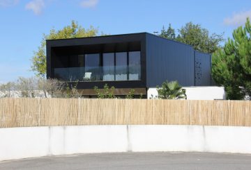 Surélévation F., par Armonie Architecture