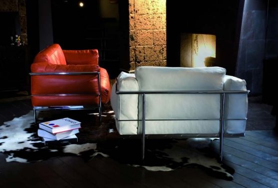 ​LC2 – La série Grand Confort inspiré par Le Corbusier, par Classic Design Italia