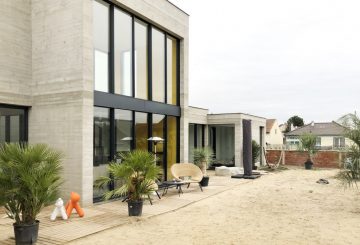 Maison Patio en Béton – RT 2012, par SKP architecture